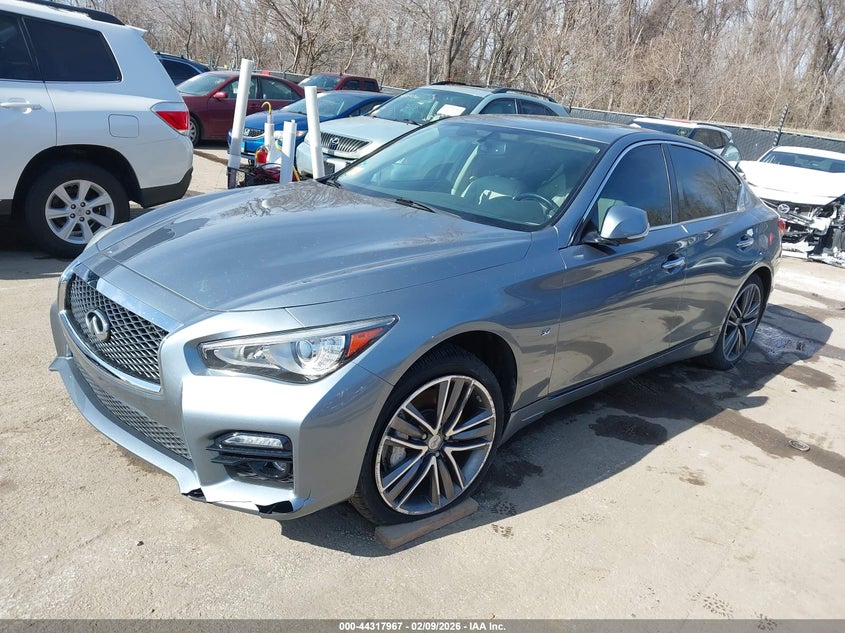 2015 INFINITI Q50 auction photo 2