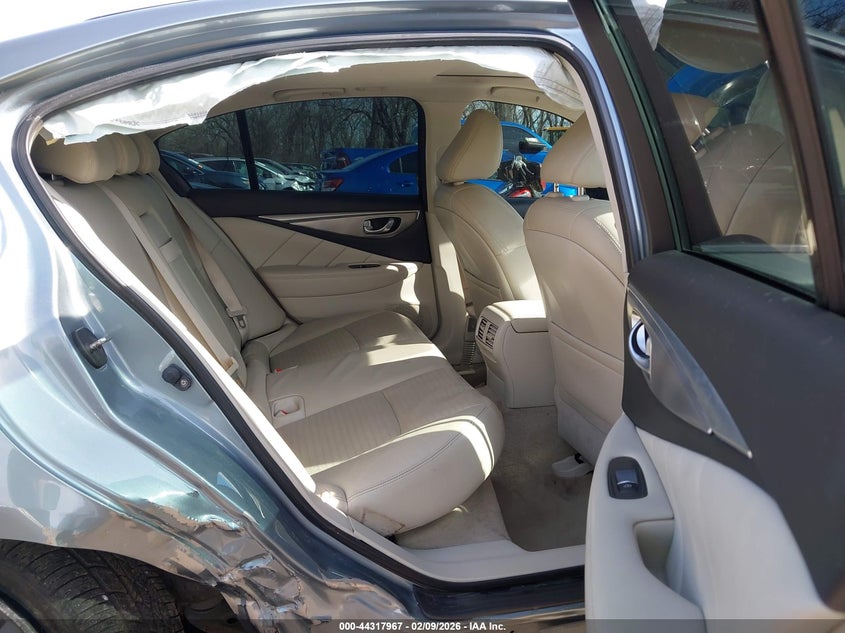 2015 INFINITI Q50 auction photo 8