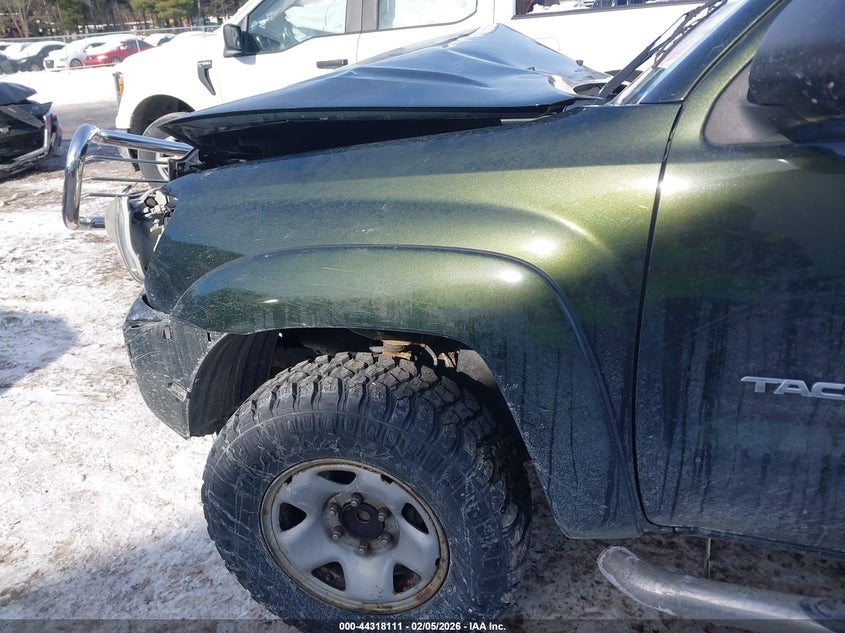 2013 TOYOTA TACOMA auction photo 6