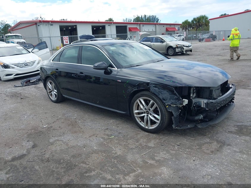 2023 Audi A4 Premium Plus 45 Tfsi S Line Quattro S Tronic