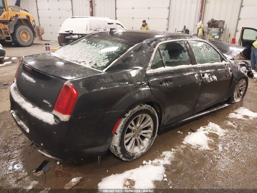 2016 Chrysler 300C
