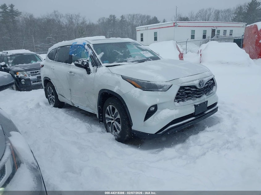 2024 Toyota Highlander Xle