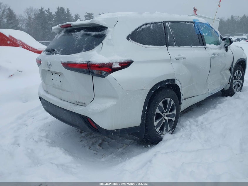 2024 Toyota Highlander Xle