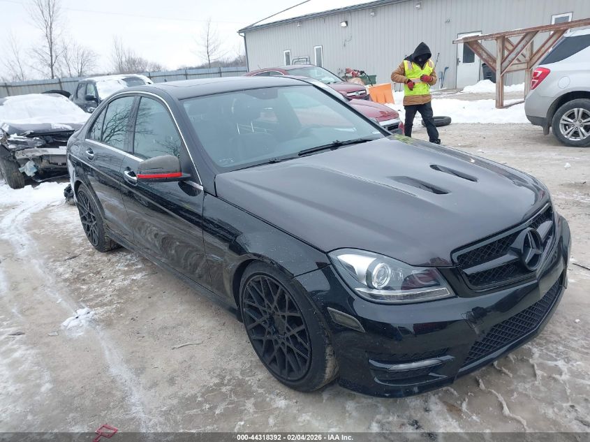 2012 Mercedes-Benz C 300 Luxury 4Matic/Sport 4Matic