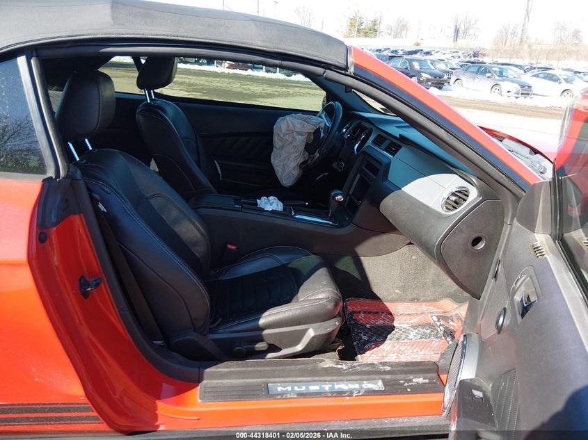 2011 Ford Mustang V6 Premium