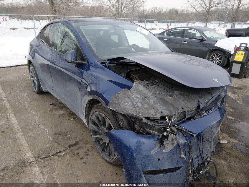 2021 Tesla Model Y Long Range Dual Motor All-Wheel Drive