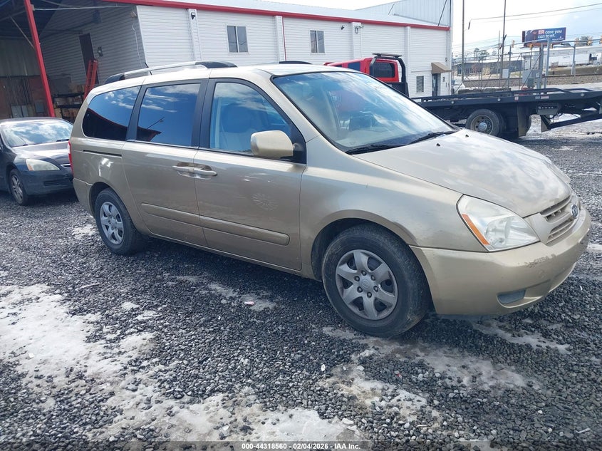 2009 KIA SEDONA LX