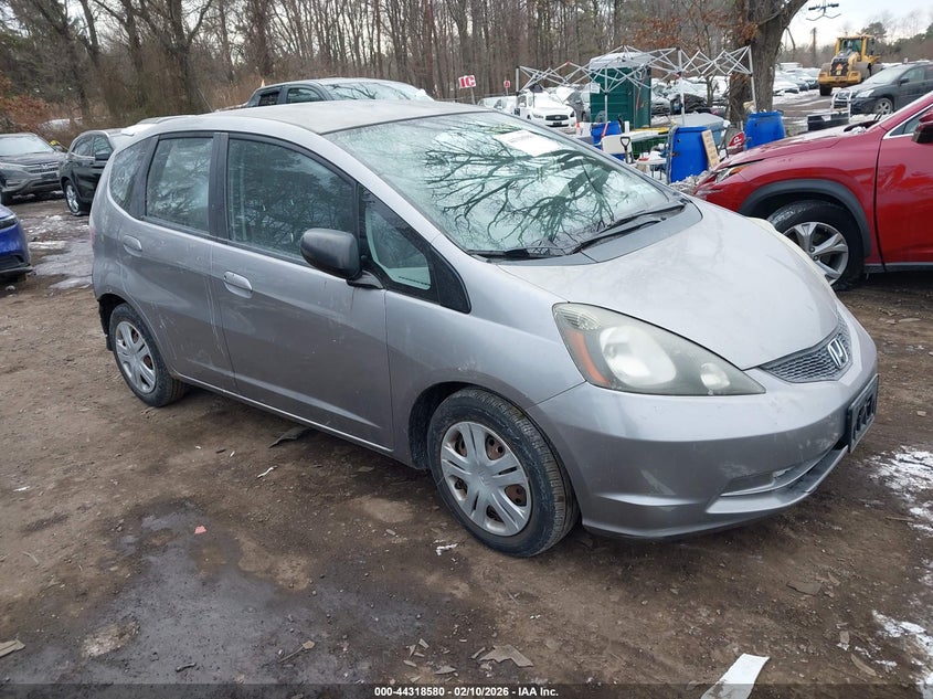 JHMGE8H28AS023700 HONDA FIT Photo 1