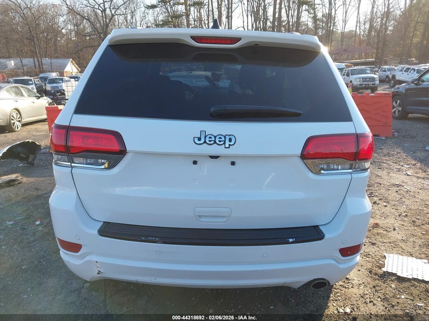 JEEP GRAND CHEROKEE - zdjęcie 17