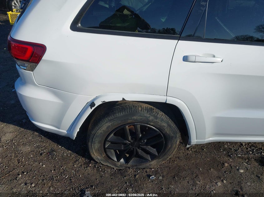 JEEP GRAND CHEROKEE - zdjęcie 19
