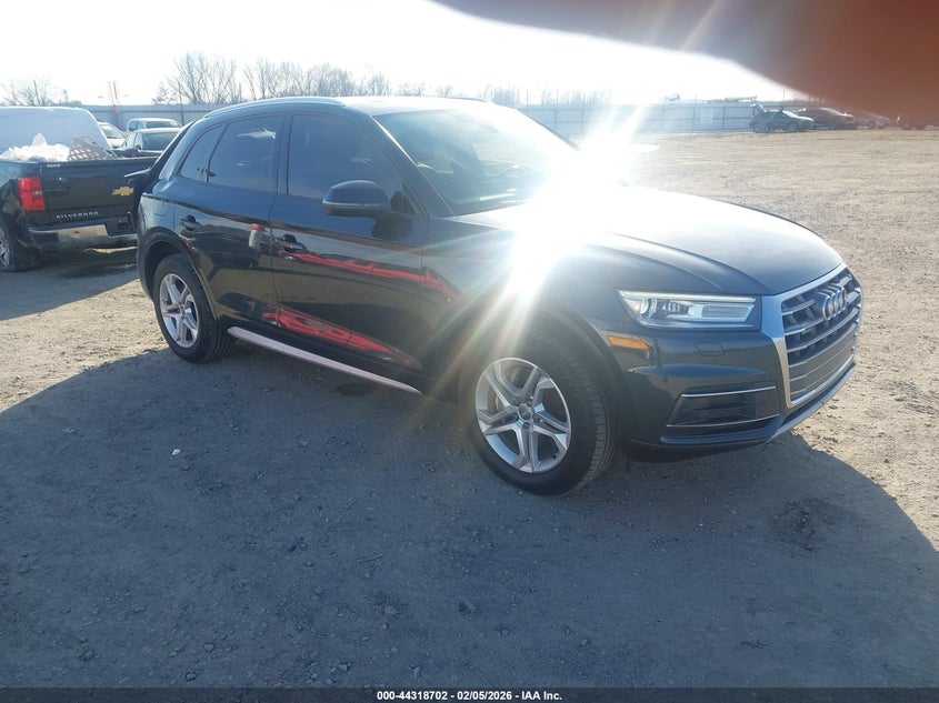 2018 Audi Q5 2.0T Premium/2.0T Tech Premium
