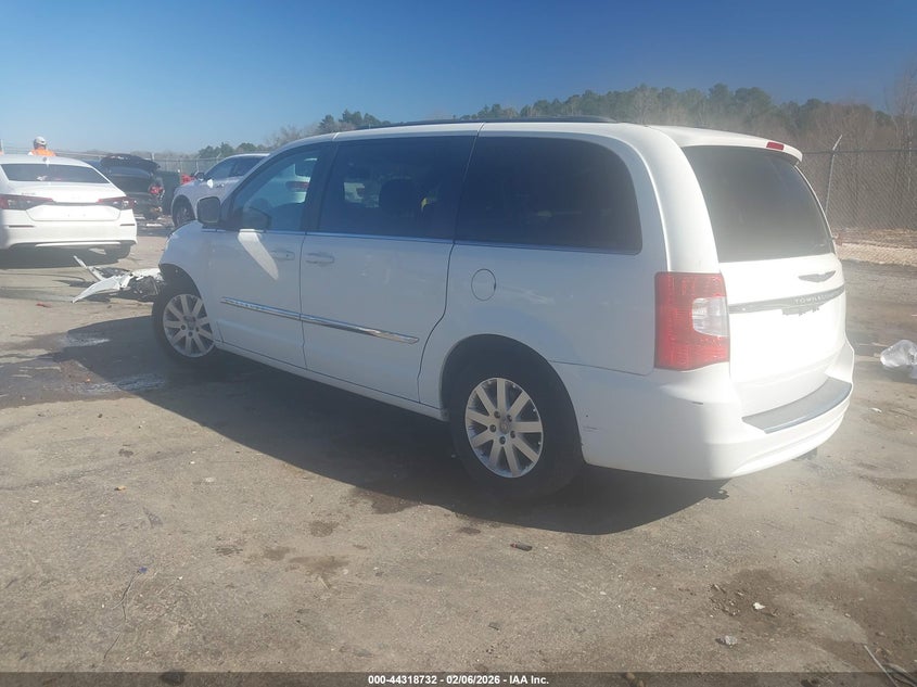 2013 Chrysler Town & Country Touring