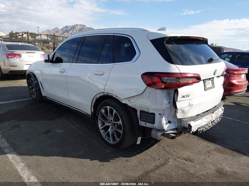 2023 BMW X5 xDrive40I