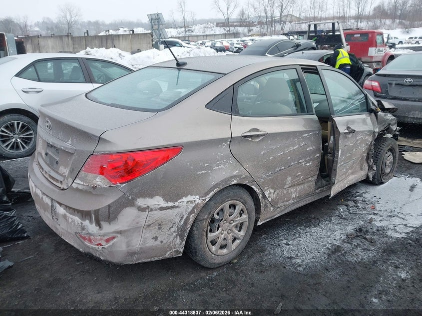 2013 Hyundai Accent Gls