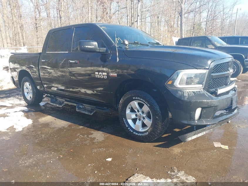 2017 Ram 1500 Express 4X4 5'7 Box
