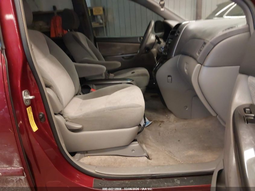 2007 Toyota Sienna Le