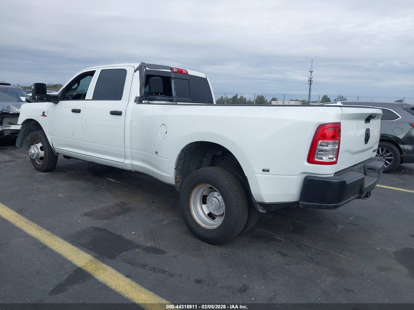 2024 Ram 3500 Tradesman 4X4 8' Box