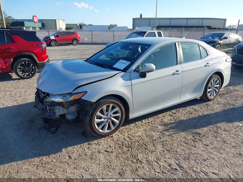 2022 Toyota Camry Le