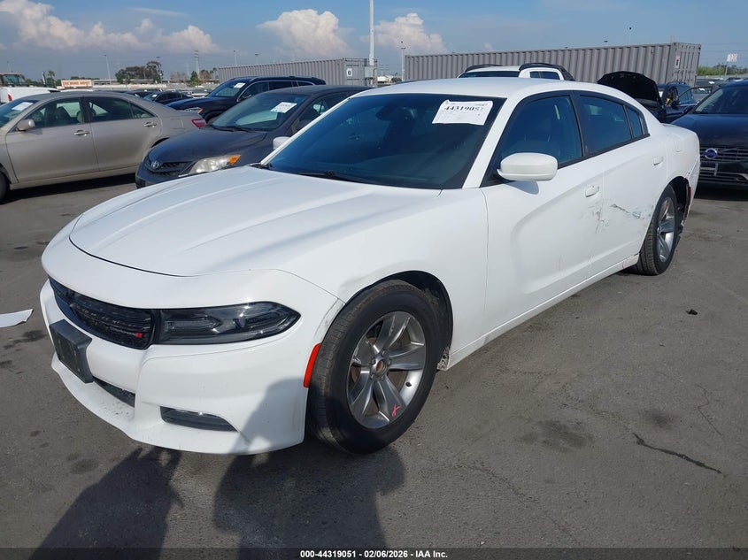 2016 Dodge Charger Sxt