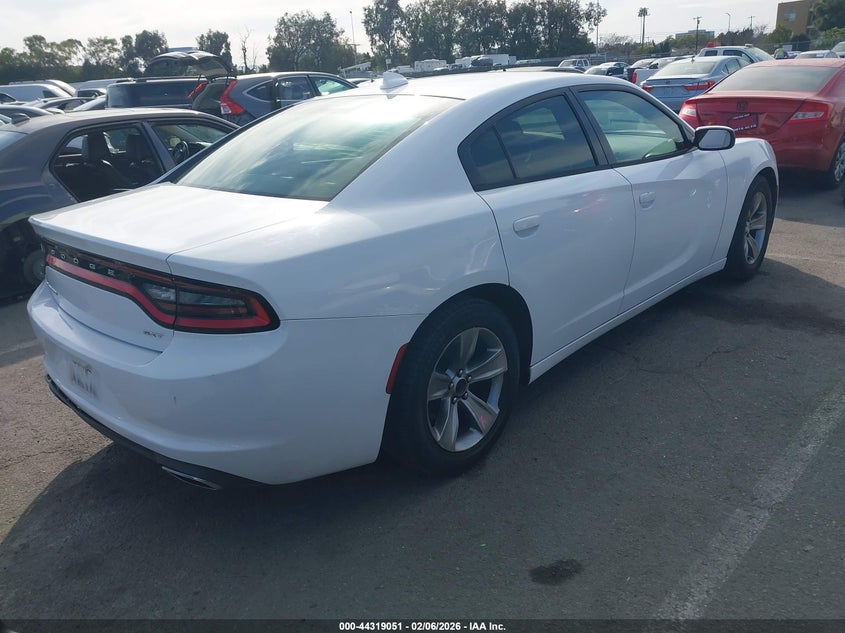 2016 Dodge Charger Sxt
