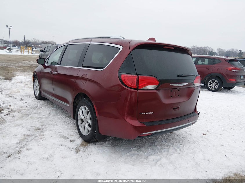 2018 Chrysler Pacifica Touring L