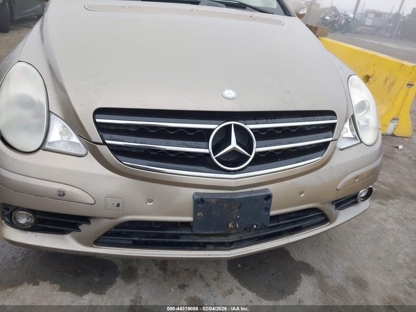 2009 Mercedes-Benz R 350 4Matic VIN: 4JGCB65E29A092505 Lot: 44319086