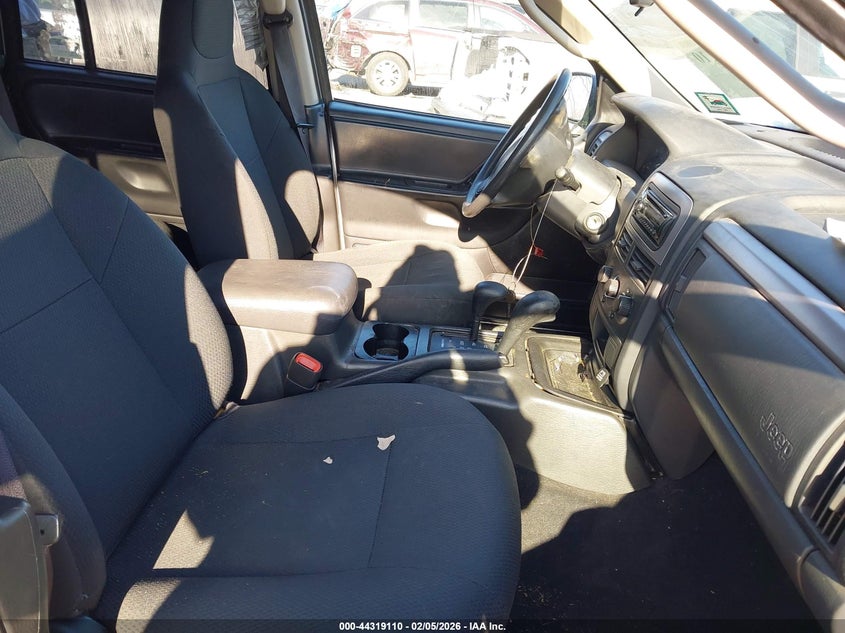 2003 Jeep Grand Cherokee Laredo