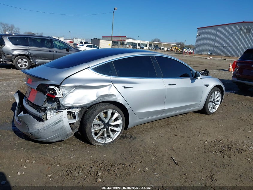 2018 Tesla Model 3 Long Range/Mid Range