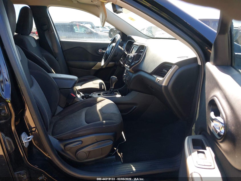 2018 Jeep Cherokee Latitude Fwd