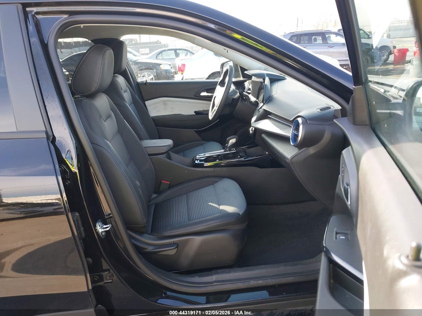 2025 Chevrolet Trax Fwd Lt