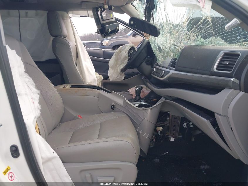 2019 Toyota Highlander Limited Platinum