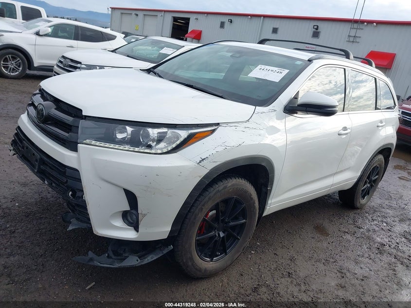 2018 Toyota Highlander Se