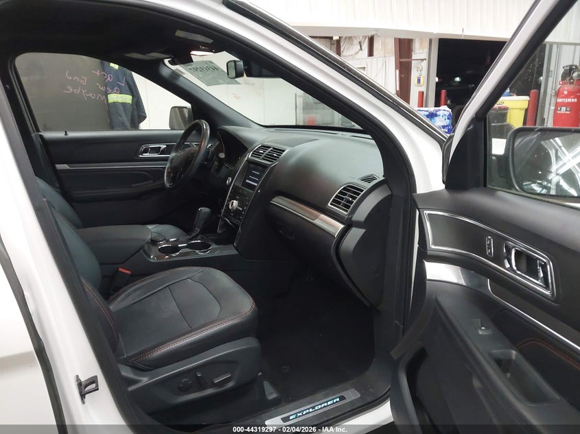 2019 Ford Explorer Sport