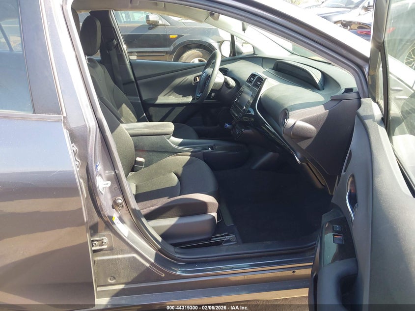 2020 Toyota Prius L Eco