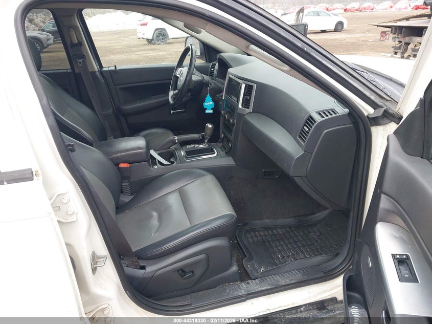 2009 Jeep Grand Cherokee Laredo