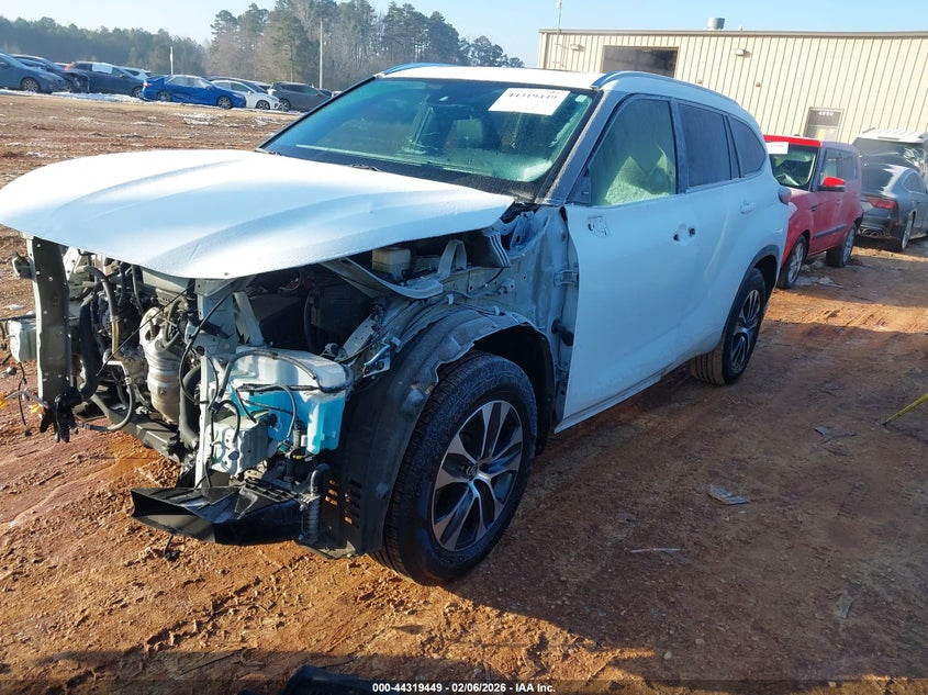 2021 Toyota Highlander Xle