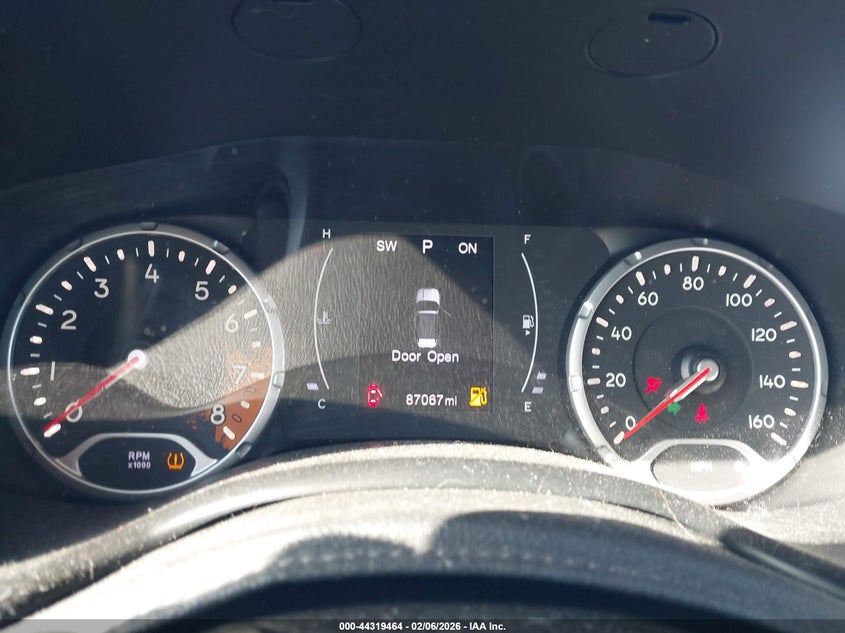 2018 JEEP RENEGADE auction photo 7