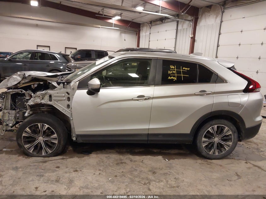 2022 Mitsubishi Eclipse Cross Se S-Awc/Se Special Edition S-Awc/Sel S-Awc/Sel Special Edition S-Awc VIN: JA4ATWAA0NZ056992 Lot: 44319495