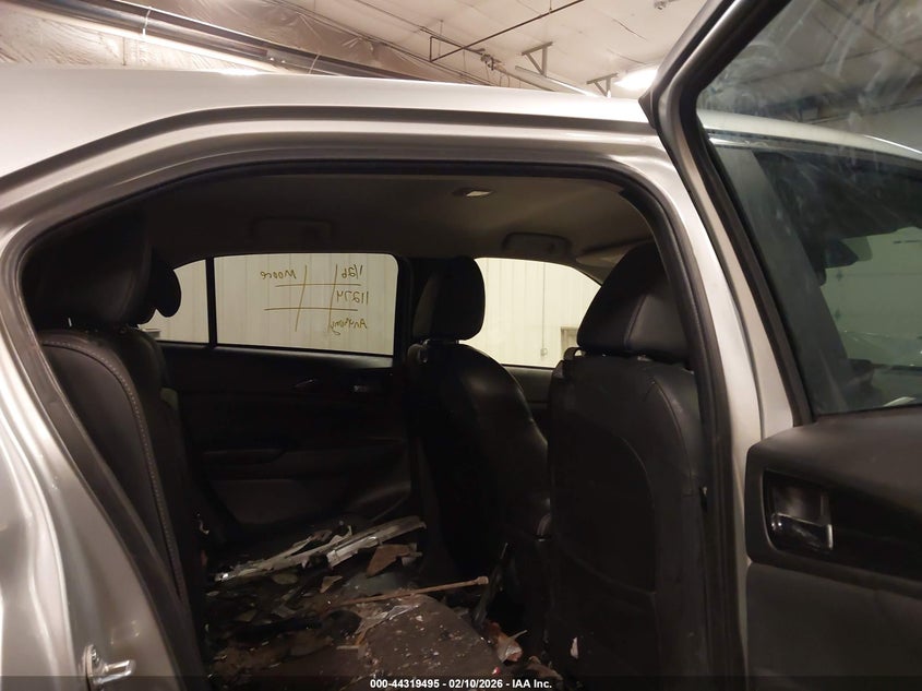 2022 Mitsubishi Eclipse Cross Se S-Awc/Se Special Edition S-Awc/Sel S-Awc/Sel Special Edition S-Awc VIN: JA4ATWAA0NZ056992 Lot: 44319495