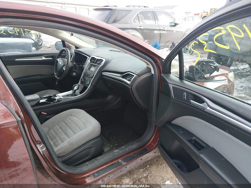 2016 FORD FUSION auction photo 5