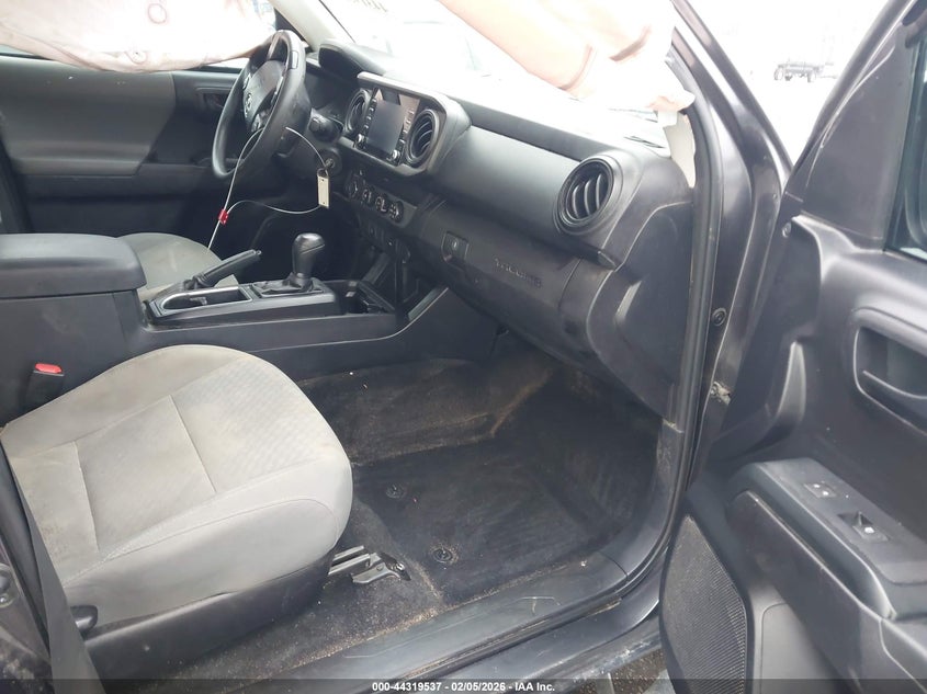 VIN 3TMCZ5AN8LM293268 2020 TOYOTA TACOMA SR V6
