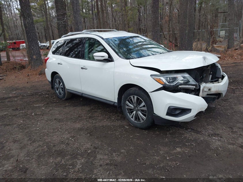 2017 Nissan Pathfinder S