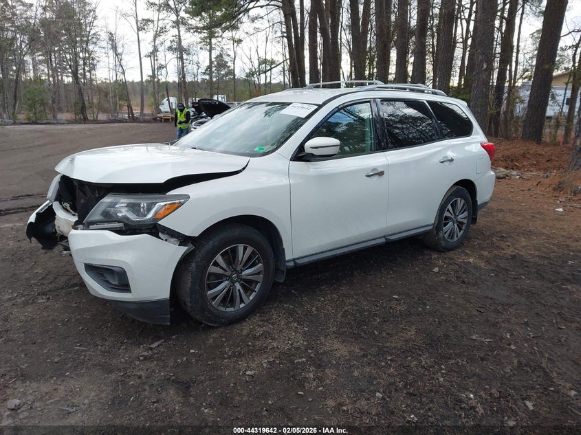 2017 Nissan Pathfinder S
