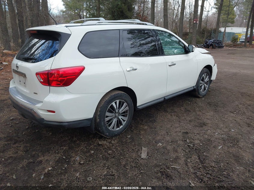 2017 Nissan Pathfinder S