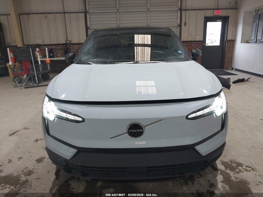 2025 Volvo Ex30 Ultra Twin Motor Performance, Fully Electric VIN: YV4EK3ZL4SS147781 Lot: 44319657