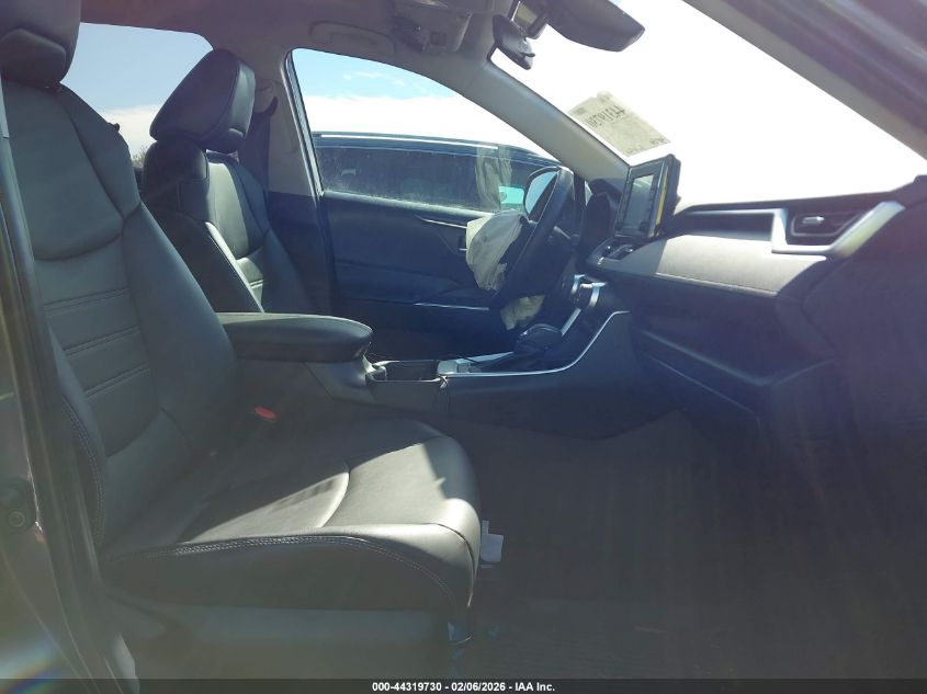 2022 Toyota Rav4 Xle Premium