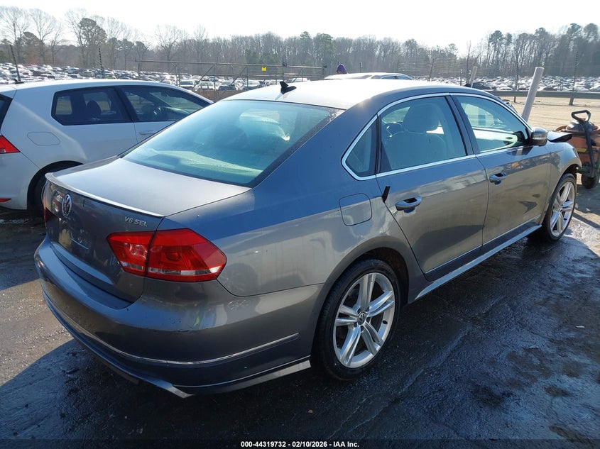 2015 Volkswagen Passat 3.6L V6 Sel Premium