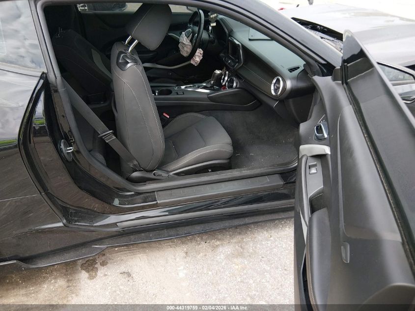 Auction sale of the 2019 CHEVROLET CAMARO , vin: 1G1FB1RS0K0104532, lot number: 44319759