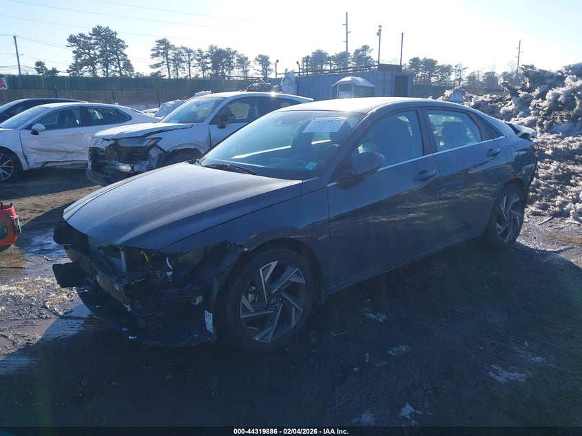 2024 Hyundai Elantra Sel