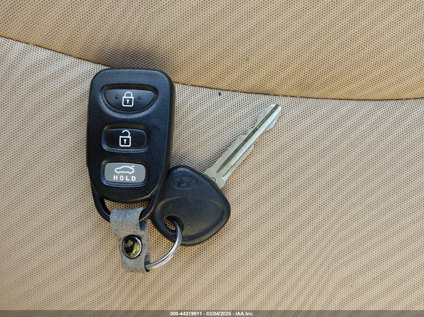 2013 Hyundai Elantra Gls/Limited VIN: 5NPDH4AE5DH167703 Lot: 44319911